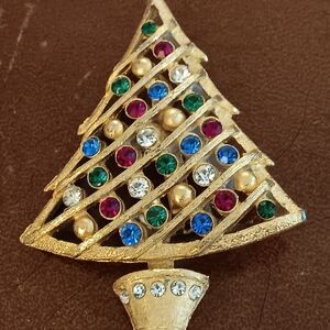 Gold Christmas Tree Brooch with Multicolor Gemstones